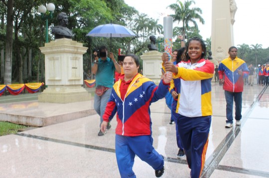 Encendida fuego patrio de XIX Juegos Nacionales Juveniles en Carabobo