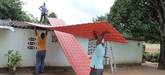 Beneficiadas 521 familias carabobeñas  con sustitución de techos de asbesto