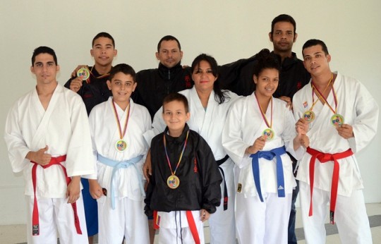 Karatecas vinotintos con diversidad funcional lograron cupo a Nacional 