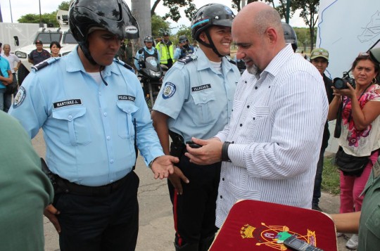 Gobernador Ameliach anunció aumento  de casi 100% para Policías de Carabobo