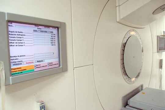 Gestión de Ameliach aumentó capacidad de radioterapias en hospital Oncológico