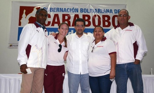 Gobierno Bolivariano entregó reconocimiento  a entrenadores y delegados carabobeños 