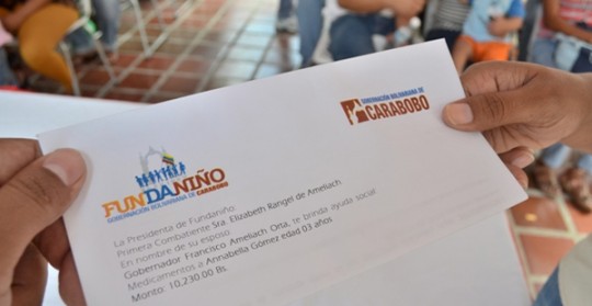Gobernación de Carabobo entregó 40 cartas avales para salud de niños