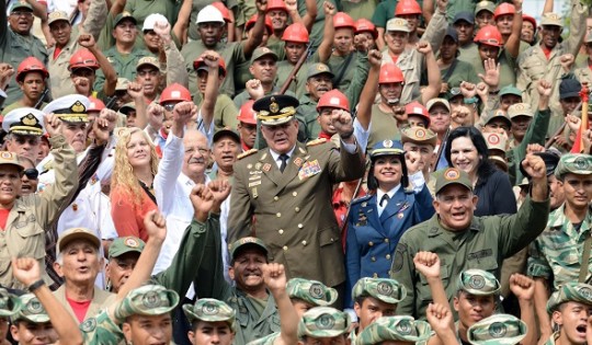Bolívar y Chávez están más vivos que nunca y así lo demuestra el pueblo 