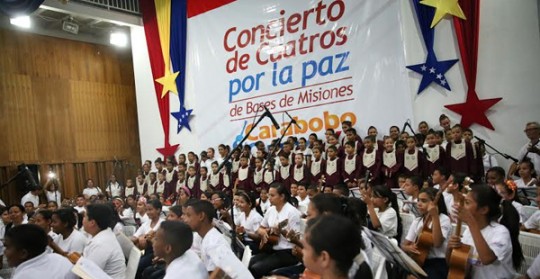Niños de Bases de Misiones brillaron con Concierto de Cuatros por la Paz