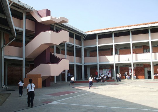 Gobernación de Carabobo rehabilita 45 escuelas estadales y nacionales