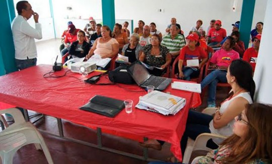 Gobernación de Carabobo fortalece poder popular para consolidar Barrio Nuevo Barrio Tricolor 