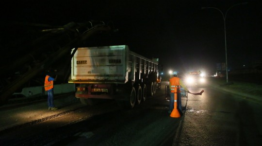 Gobernación recupera distribuidor El Palito con más 2 mil toneladas de asfalto