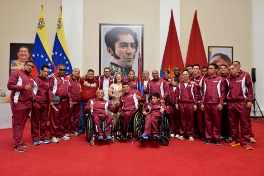 Gobernación abanderó atletas que representarán a Carabobo en justa deportiva