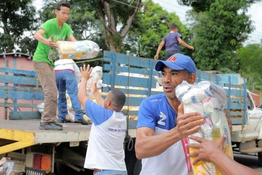 	 Distribuimos más de 438 toneladas de  alimentos a 45 mil familias 